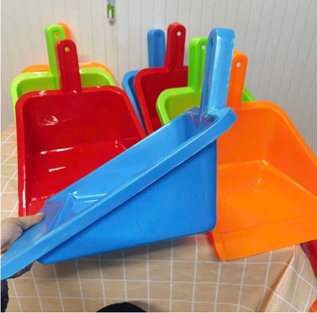 Hót rác cán ngắn / short- handled dustpan